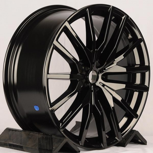 Диск Luistone L2597 9,5x22 5*112 Et:37 Dia:66,6 Gloss Black