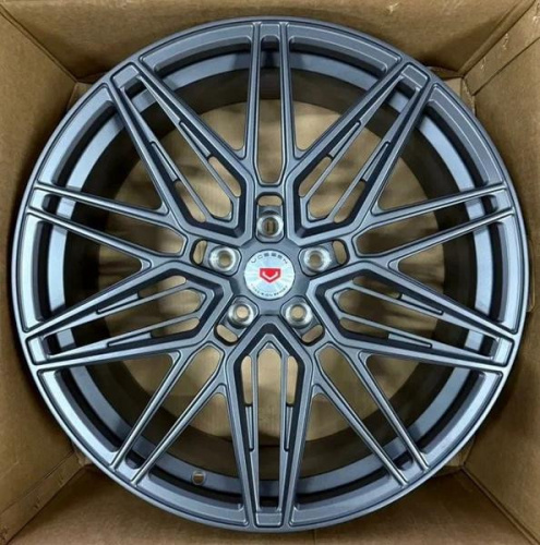 Диск Forged PL2805 9,5x22 5*120 Et:40 Dia:72,6 GM