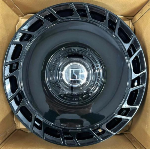 Диск Forged 26013 9,5x23 5*108 Et:40 Dia:63,4 Gloss Black