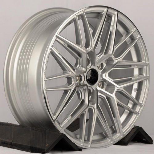 Диск KoKo Kuture FF581 8x18 5*112 Et:38 Dia:66,6 Silver Face