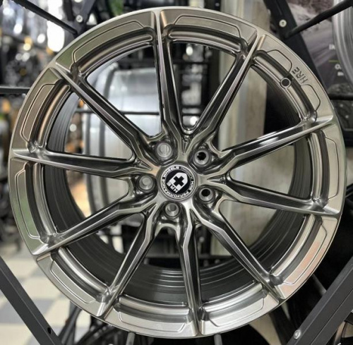Диск Replica Stuttgart ANZ0300 8,5x19 5*112 Et:35 Dia:66,45 HB