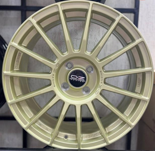 Диск Replica Stuttgart ANZ7184 7x17 4*100 Et:38 Dia:67 Matte Lime Gold