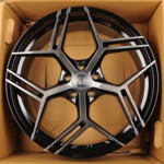 Диск Tisli Blade 10x20 5*112 Et:40 Dia:66,6 Gloss Black Brush With Dark Tint
